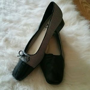 Brand new checkered and patent leather shoes